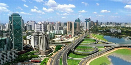 加盟麦田蛋糕开店装修要多少钱，蛋糕这个行业2025还能赚钱吗